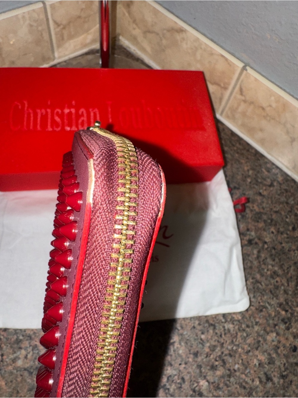 Christian Louboutin "Panettone" long zip-around wallet calf skin leather. Euc - Picture 14 of 16